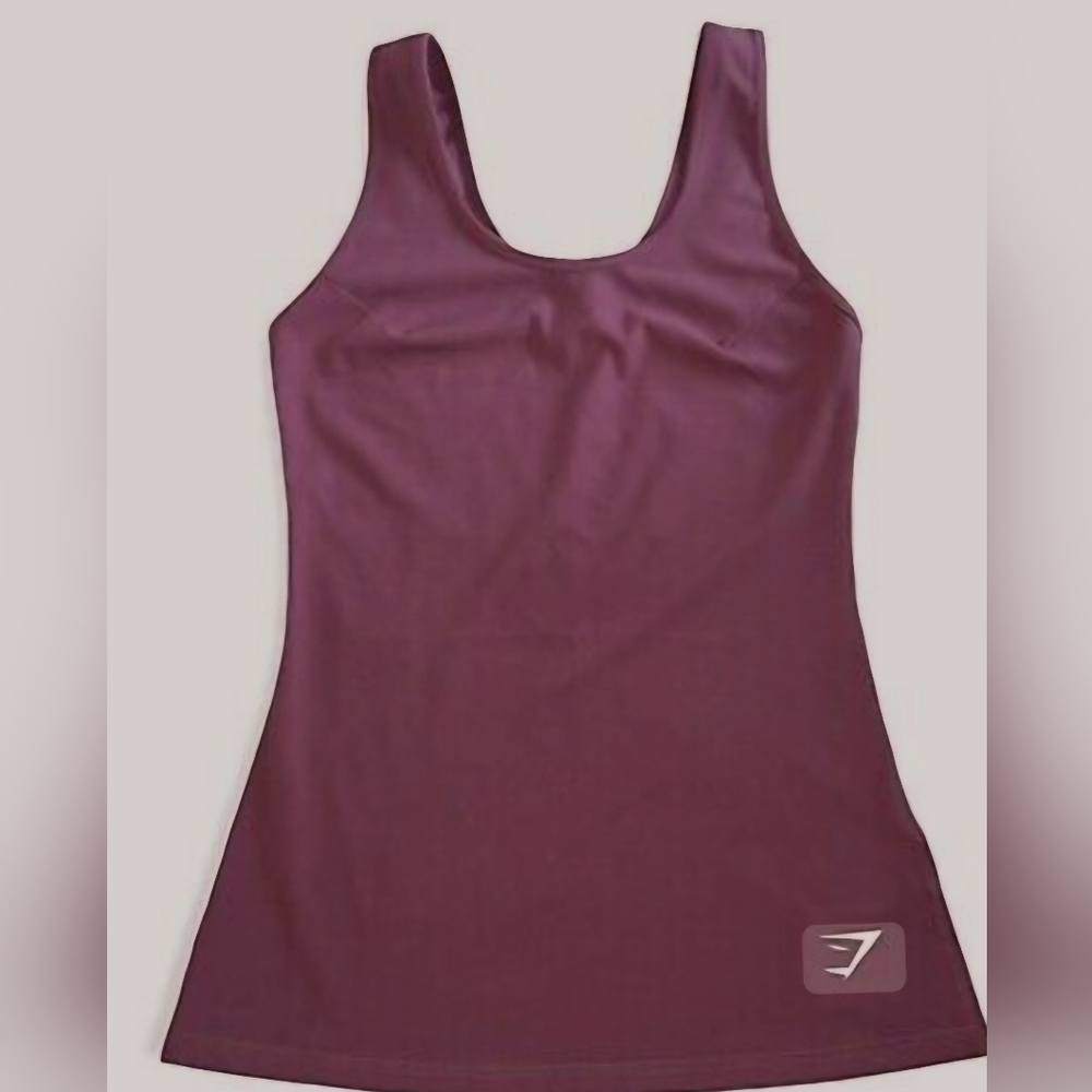 Gymshark NWT Vest - Winter Berry M